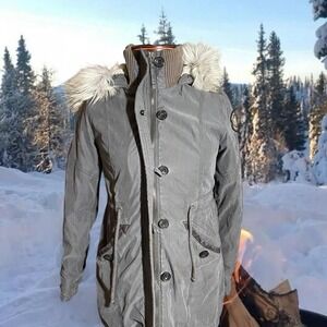 Abercombie and Fitch Sherpa Lined Parka‎ Jacket with Faux trim Hood